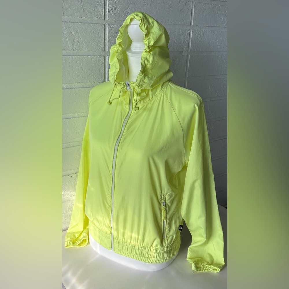 Cotton On Women’s Light Yellow Hooded Windbreaker - Picture 9 of 16